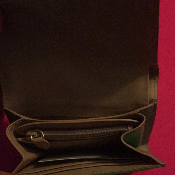 LODIS WALLET!! - Picture 7 of 7